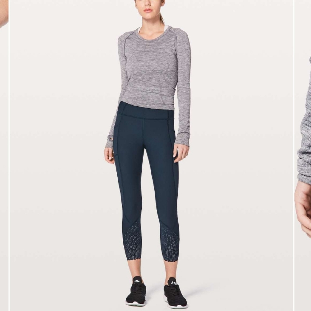 Lululemon Tight Stuff Tight II 25" in True Navy size 4